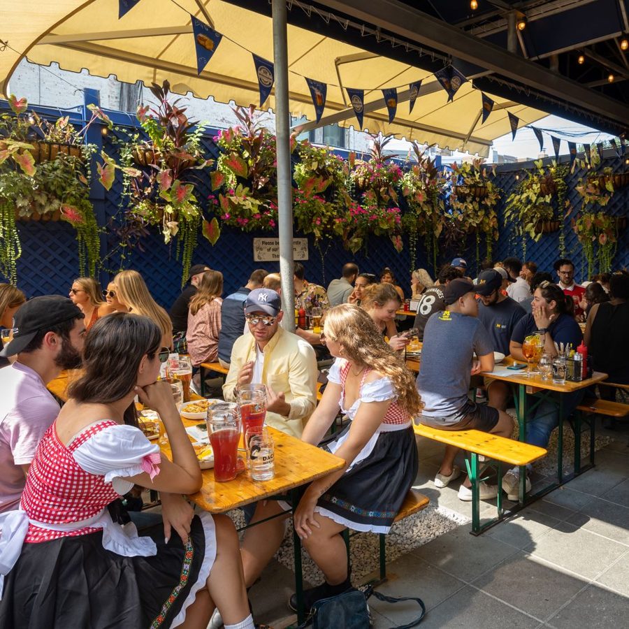 DACHA BEER GARDEN™ HIRES STRATEGIC FRANCHISE DEVELOPMENT, LLC TO SPEARHEAD FRANCHISING FOR ICONIC BEER GARDEN ON THE EAST COAST
