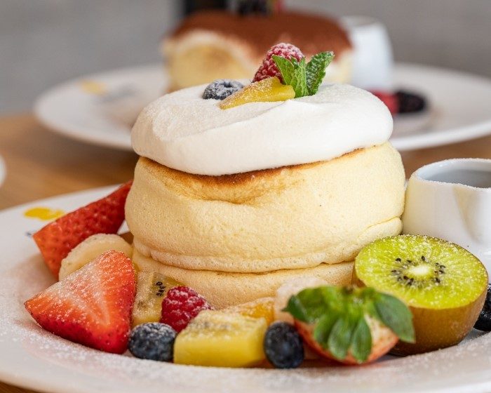 Fluffy Fluffy: Crafting a Social Media Sensation, One Souffle Pancake at a Time